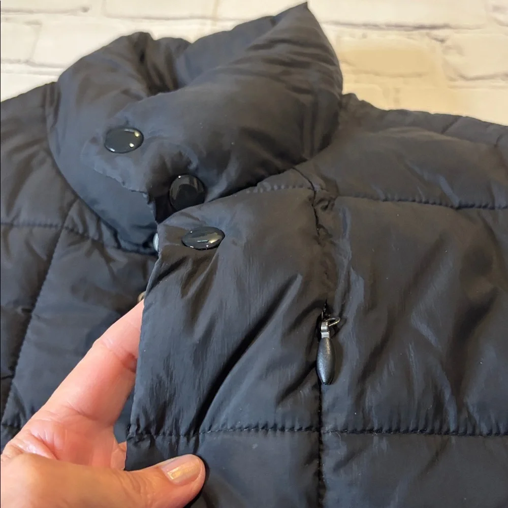 Madewell Quilted Puffer Vest - Picture 5 of 16